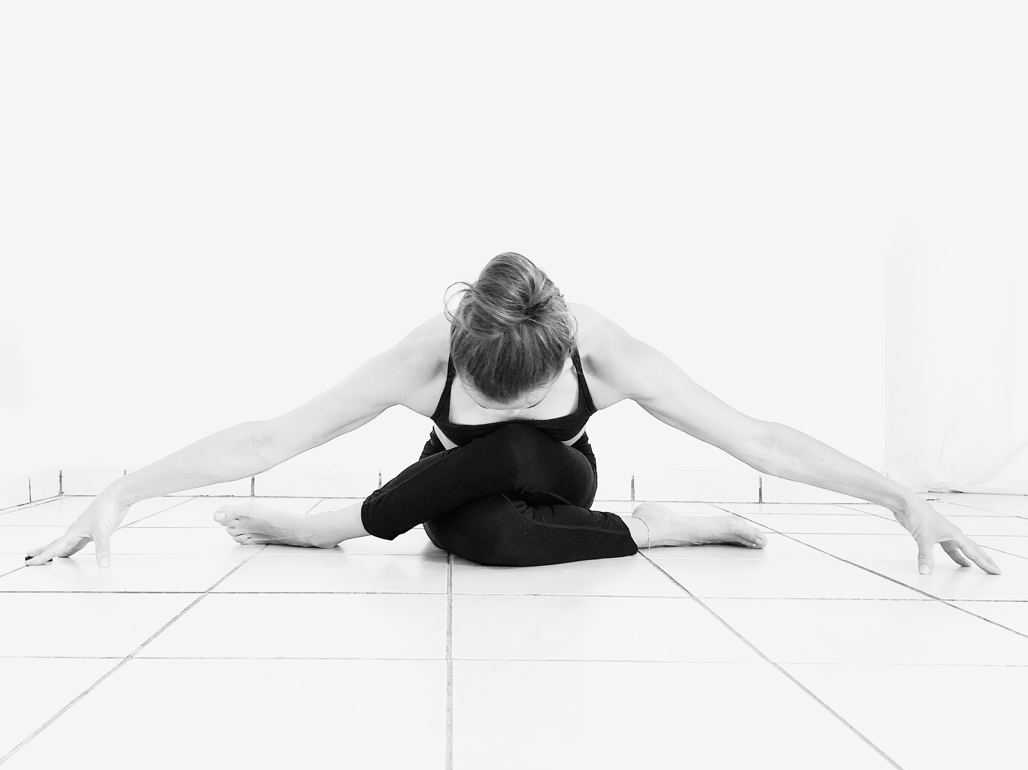 Essentia Yoga - Cours de Yoga et soins bien-être